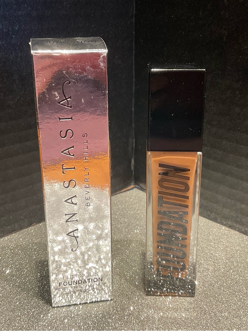 Anastasia Beverly Hills Luminous Foundation - 450C